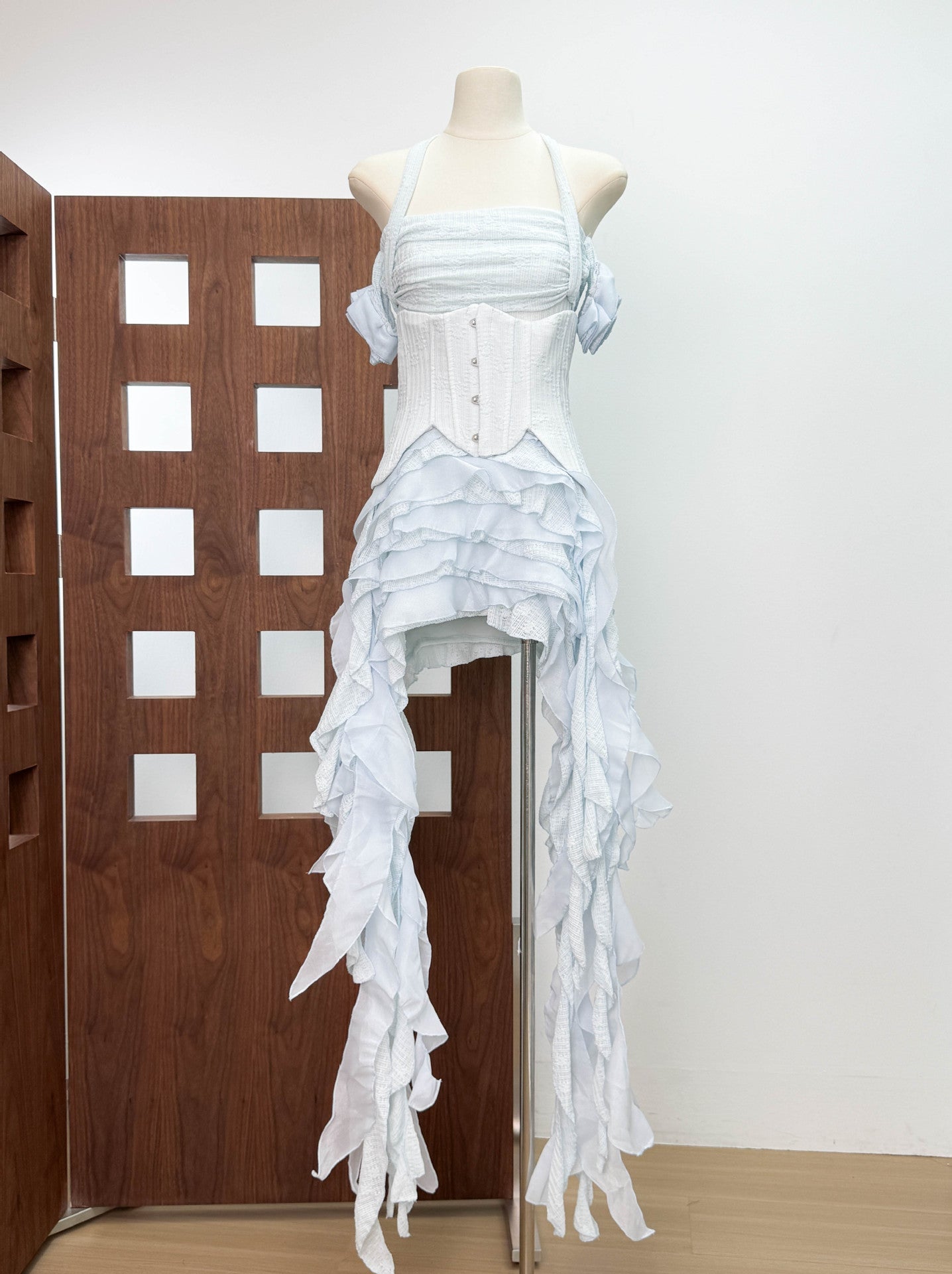 Feng Moti Kim Hyun-ah Style Vietnamese Small Brand Design Flare Irregular Fringe Maxi Dress with Strap Neckline