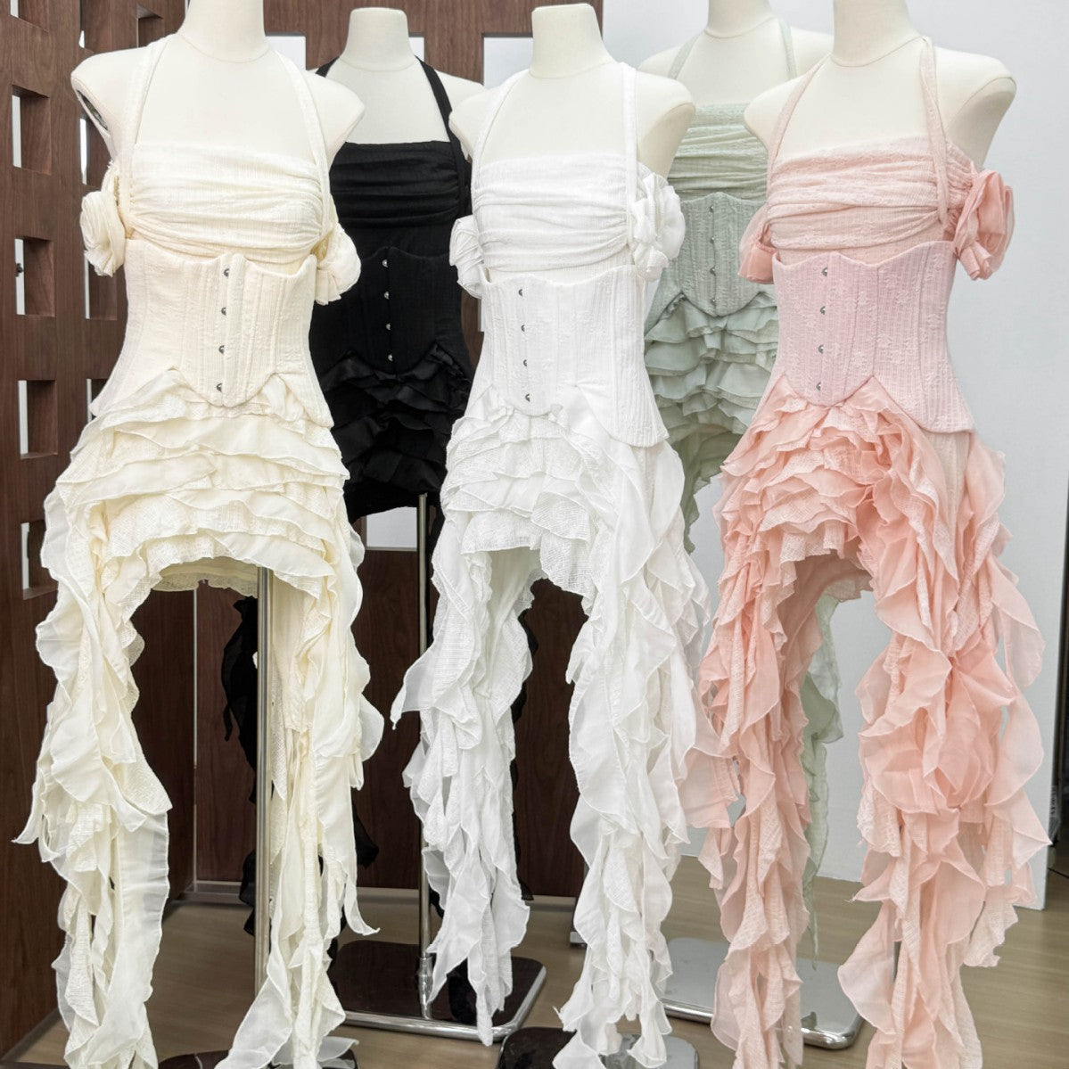 Feng Moti Kim Hyun-ah Style Vietnamese Small Brand Design Flare Irregular Fringe Maxi Dress with Strap Neckline
